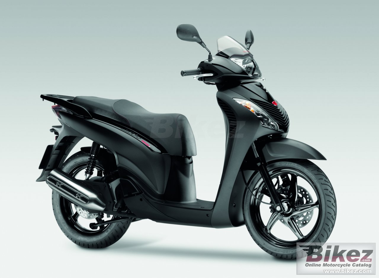 Big Honda sh125i sporty picture and wallpaper from Bikez.com